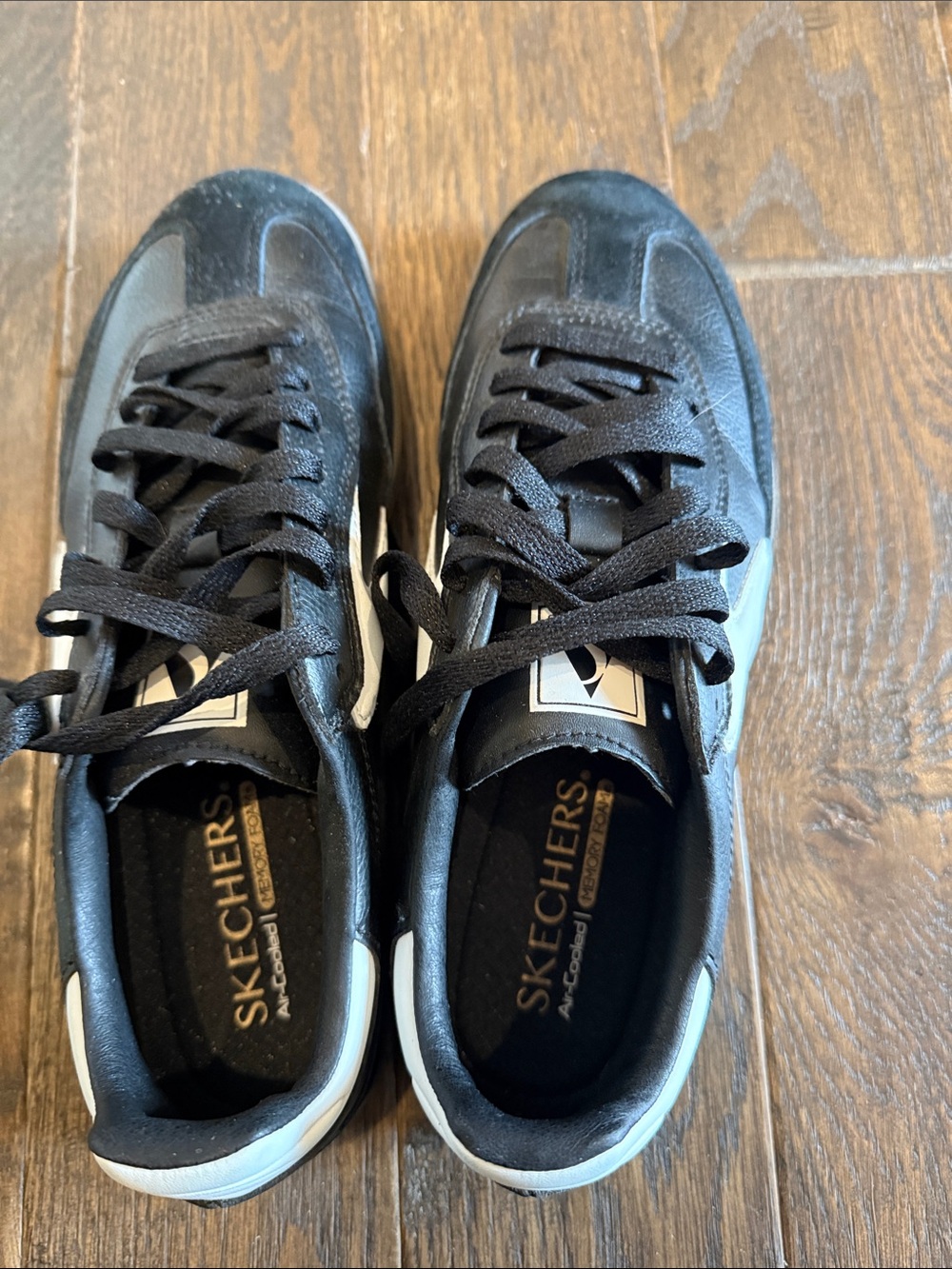 Skechers Women’s Black Sneakers with White Accents - Picture 5 of 6